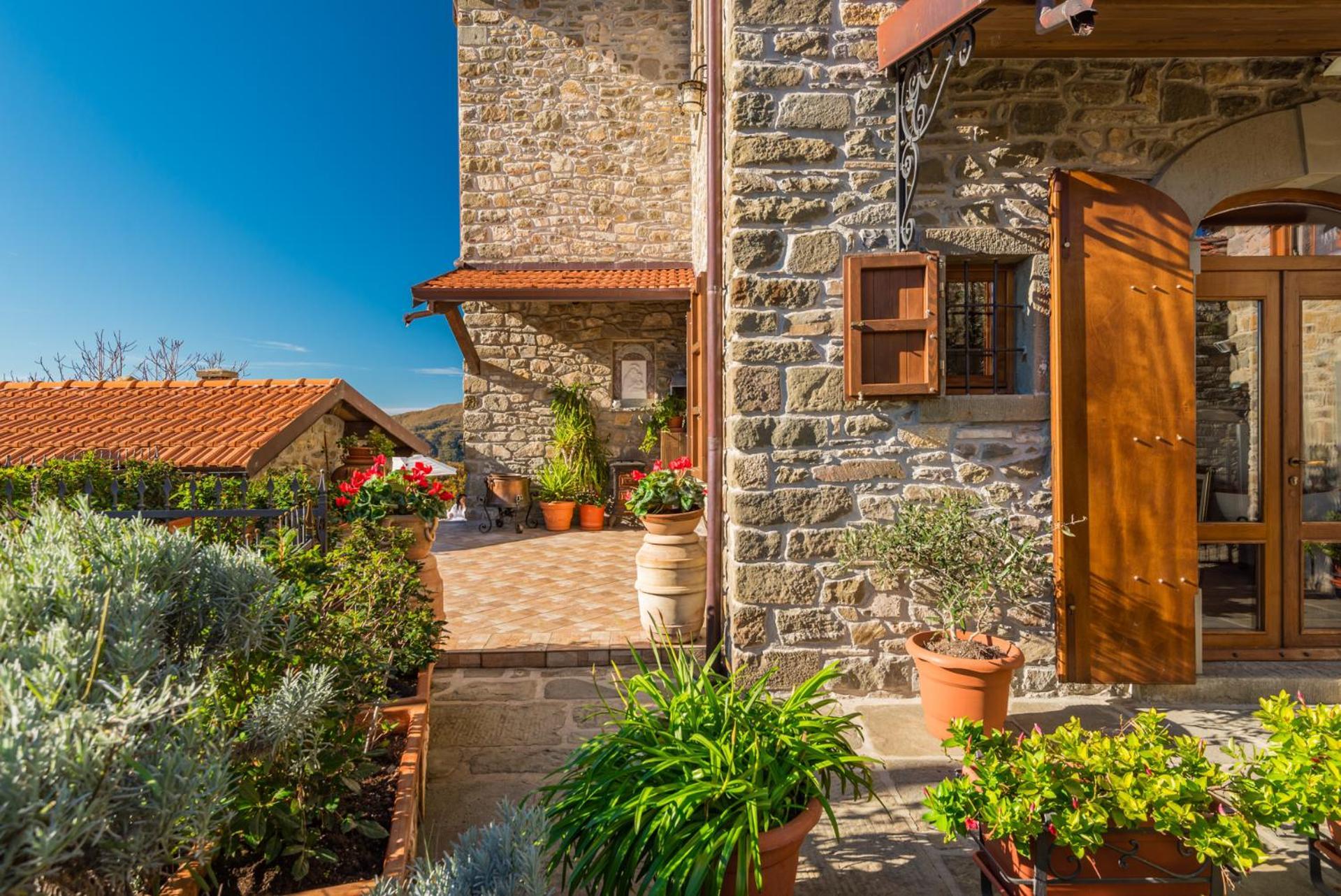 Vivi Luxury Country House Comano  Экстерьер фото