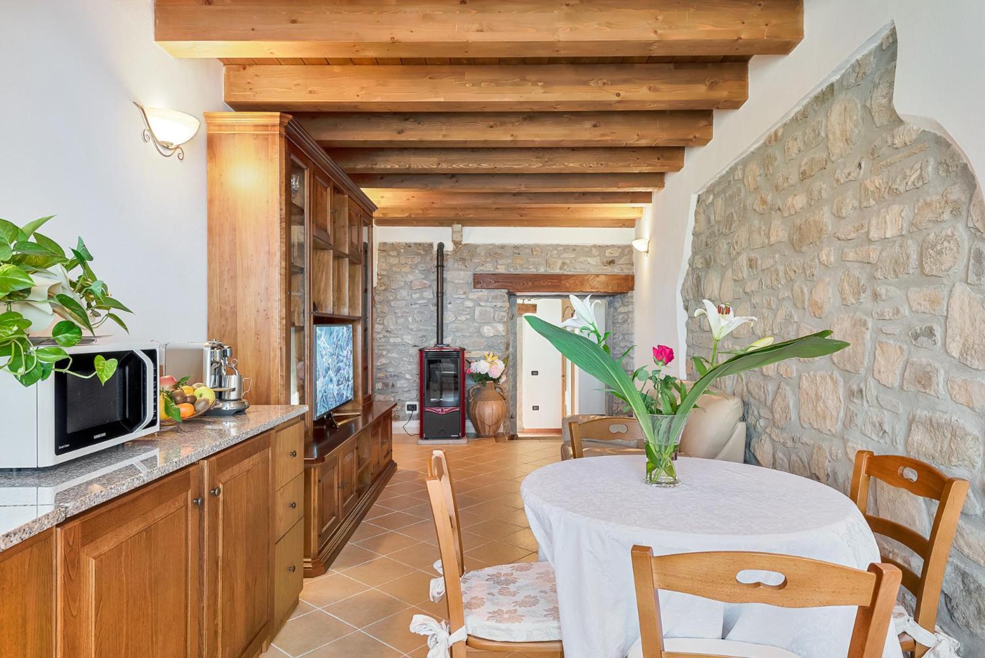 Vivi Luxury Country House Comano  Экстерьер фото