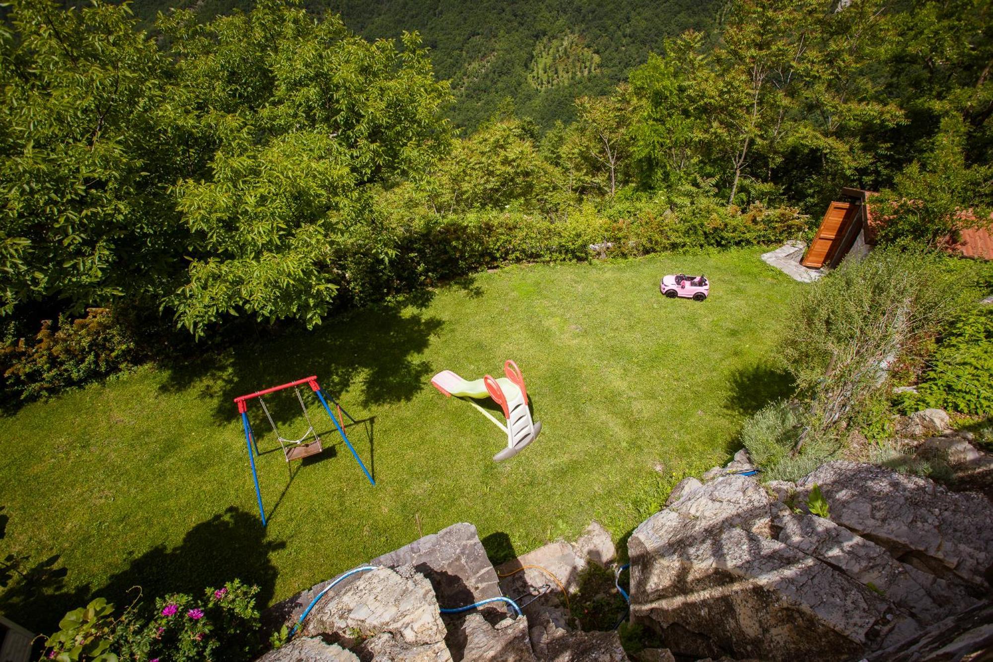 Vivi Luxury Country House Comano  Экстерьер фото